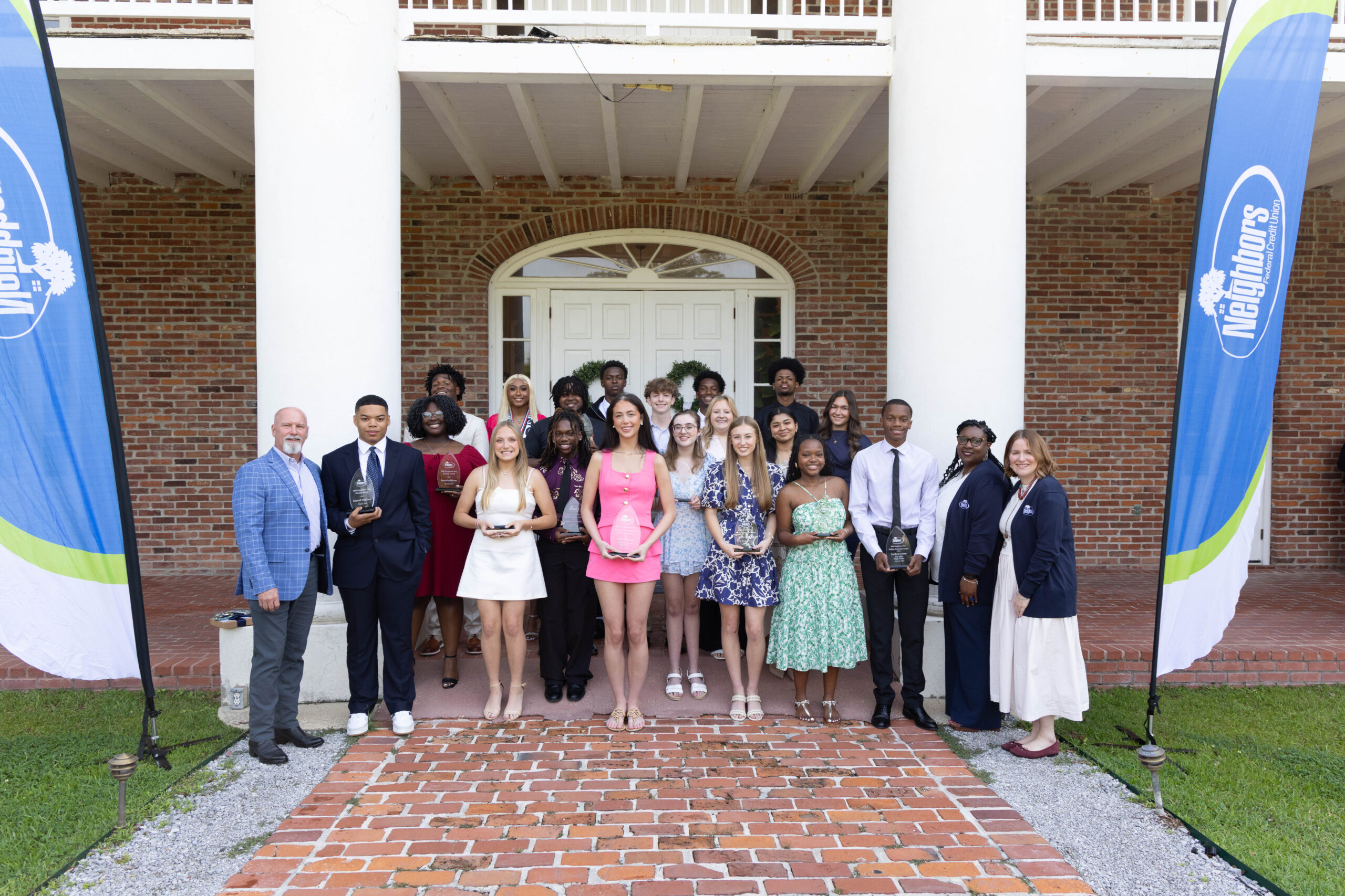 Neighbors FCU Awards Over $50,000 in Aid to Local to Students, Educators